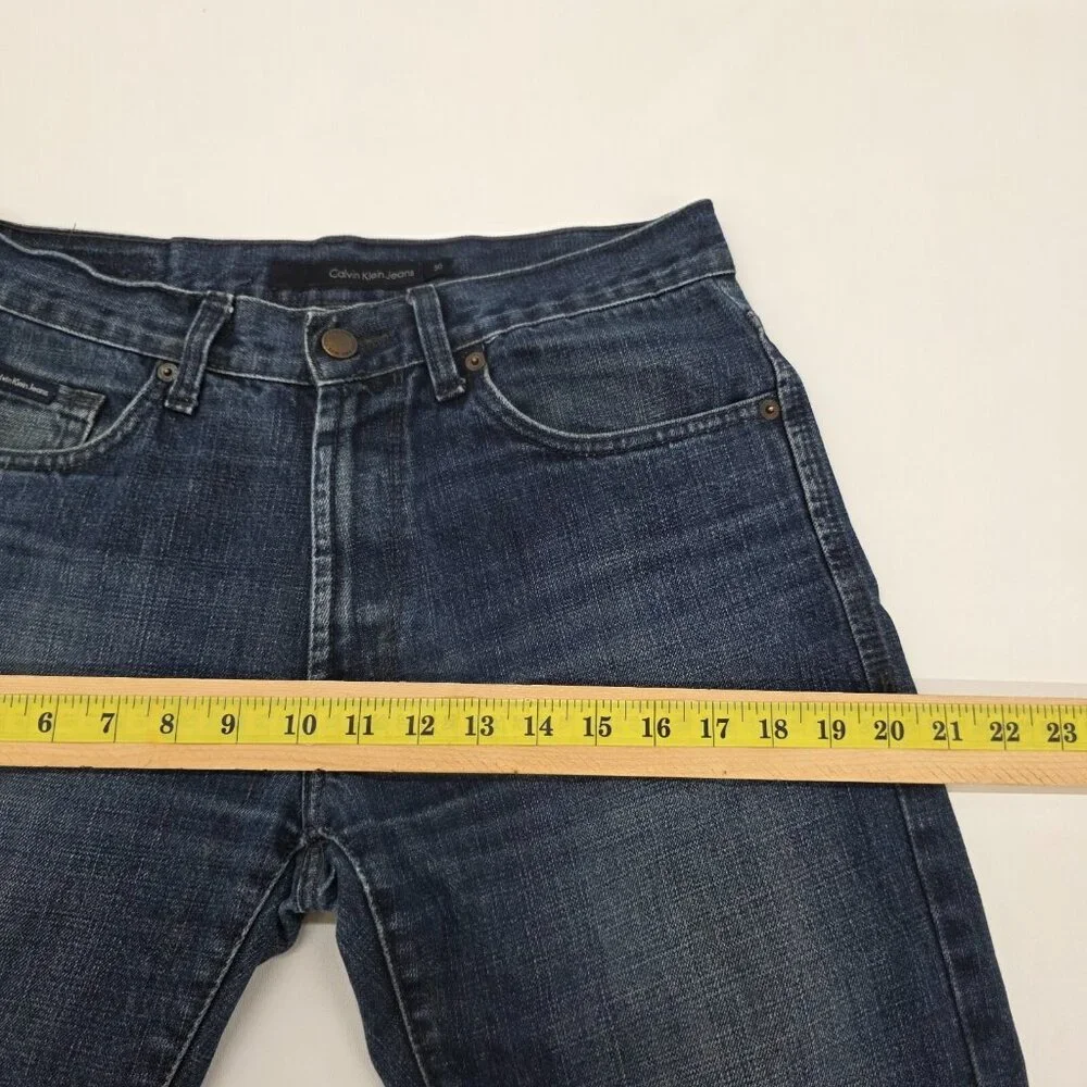 Calvin Klein Jeans Mens 30x32 (Actual 30/29) Straight‎ Leg Med Wash Denim Cotton